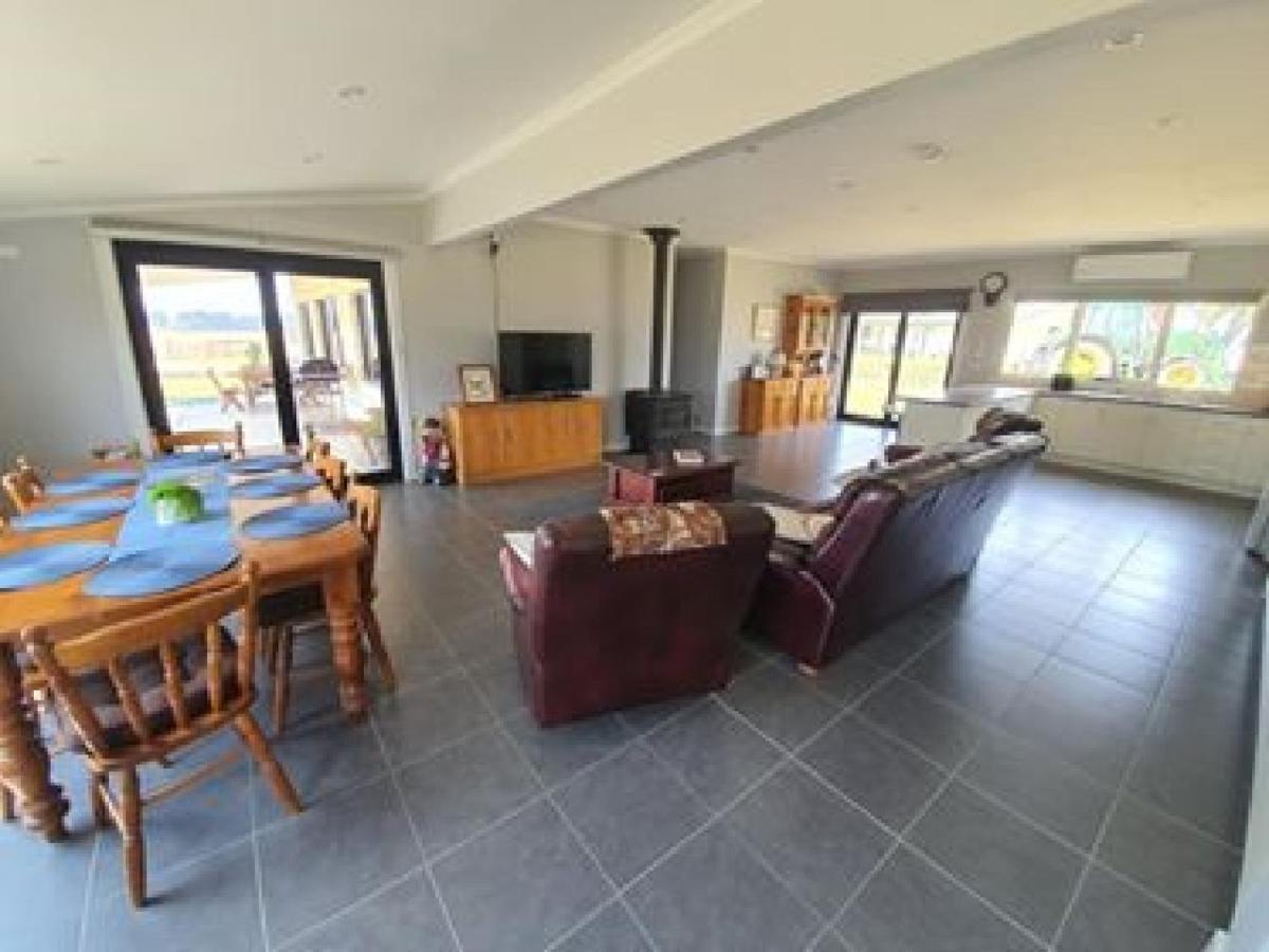 Pleasant Hill Bnb مونت غامبير المظهر الخارجي الصورة